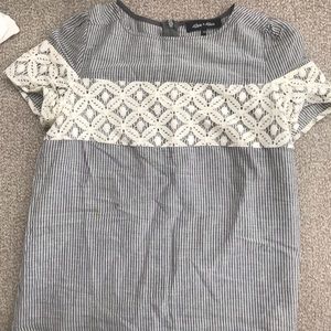 Alex + Alex Lace detail shirt XS